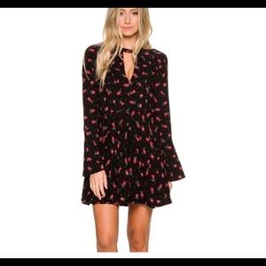 FREE PEOPLE FLORAL DRESS SIZE 2 Super Cute!
